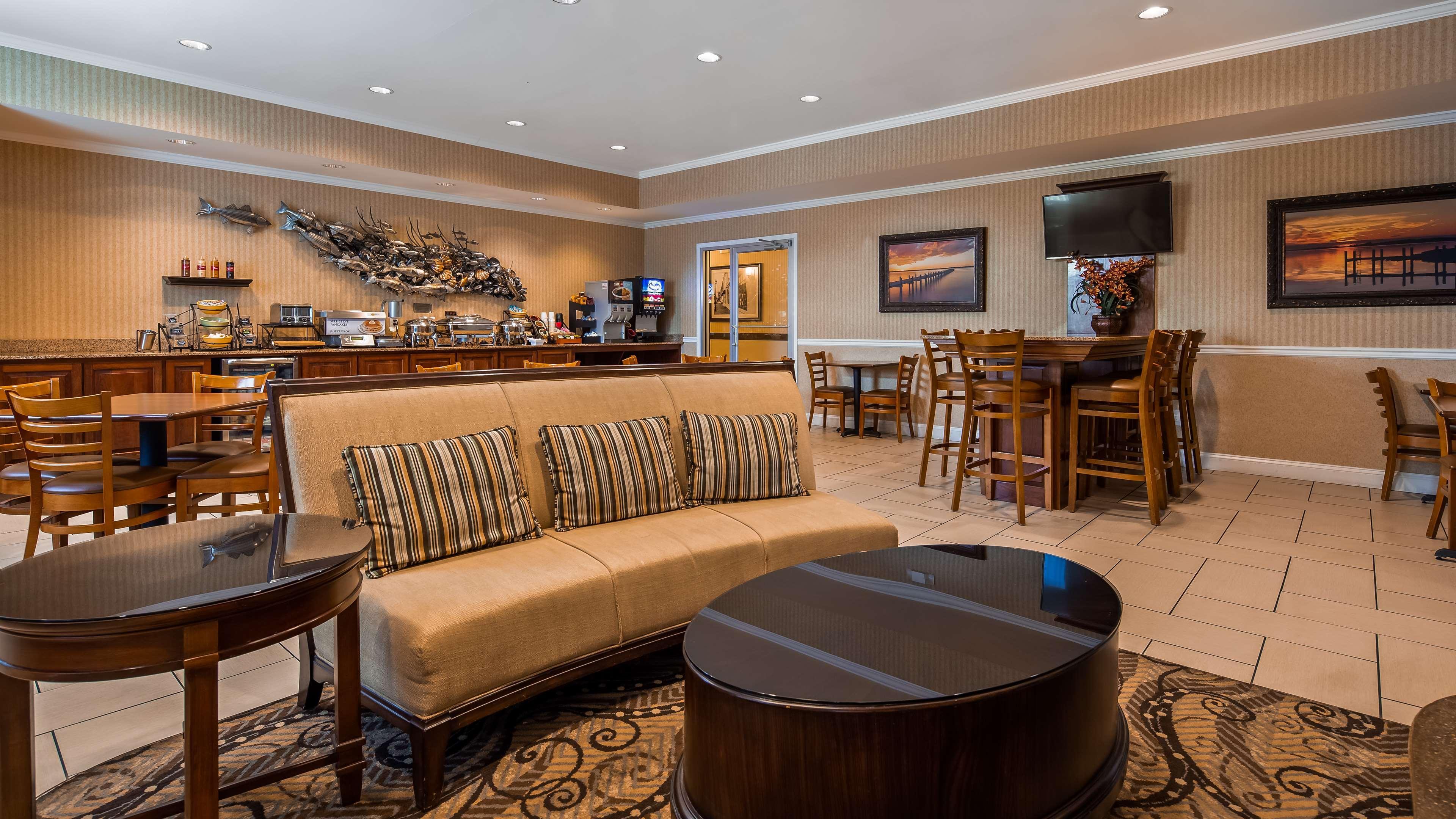 Best Western Plus Easton Inn & Suites Ngoại thất bức ảnh